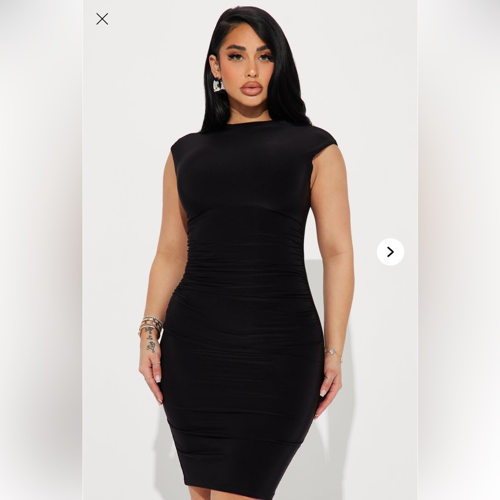 Elegant Black Sleeveless Dress